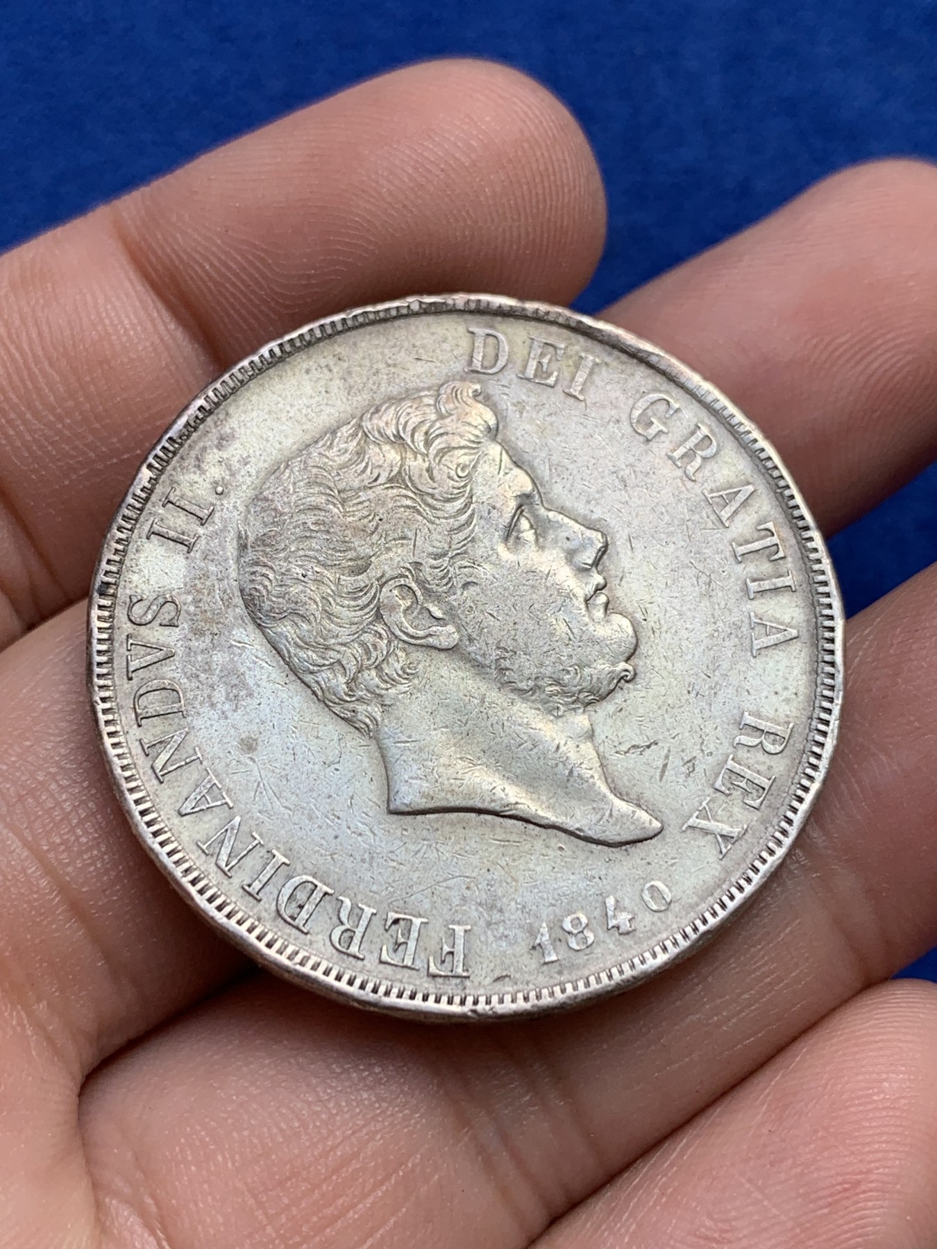 欢迎参加《竞宝斋》为国而庆 老张自藏专场 ，定制纪念章相赠 意大利 那不勒斯 1840年 费迪南二世 120格兰特 原味带底光 减重痕基本没有