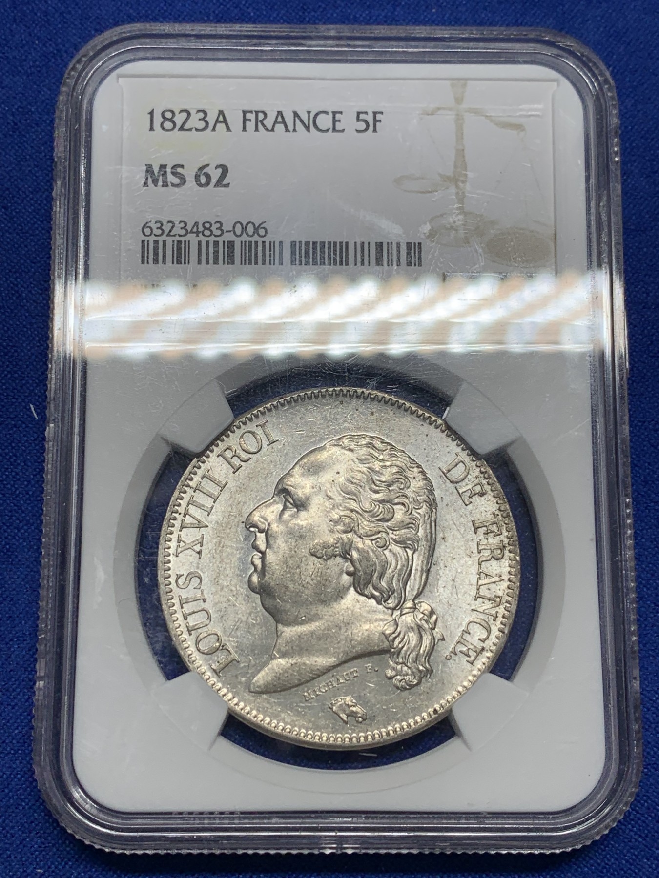 欢迎参加《竞宝斋》为国而庆 老张自藏专场 ，定制纪念章相赠 NGC MS62 法国 1823年 路易十八 5法郎银币 白净靓丽 难得状态