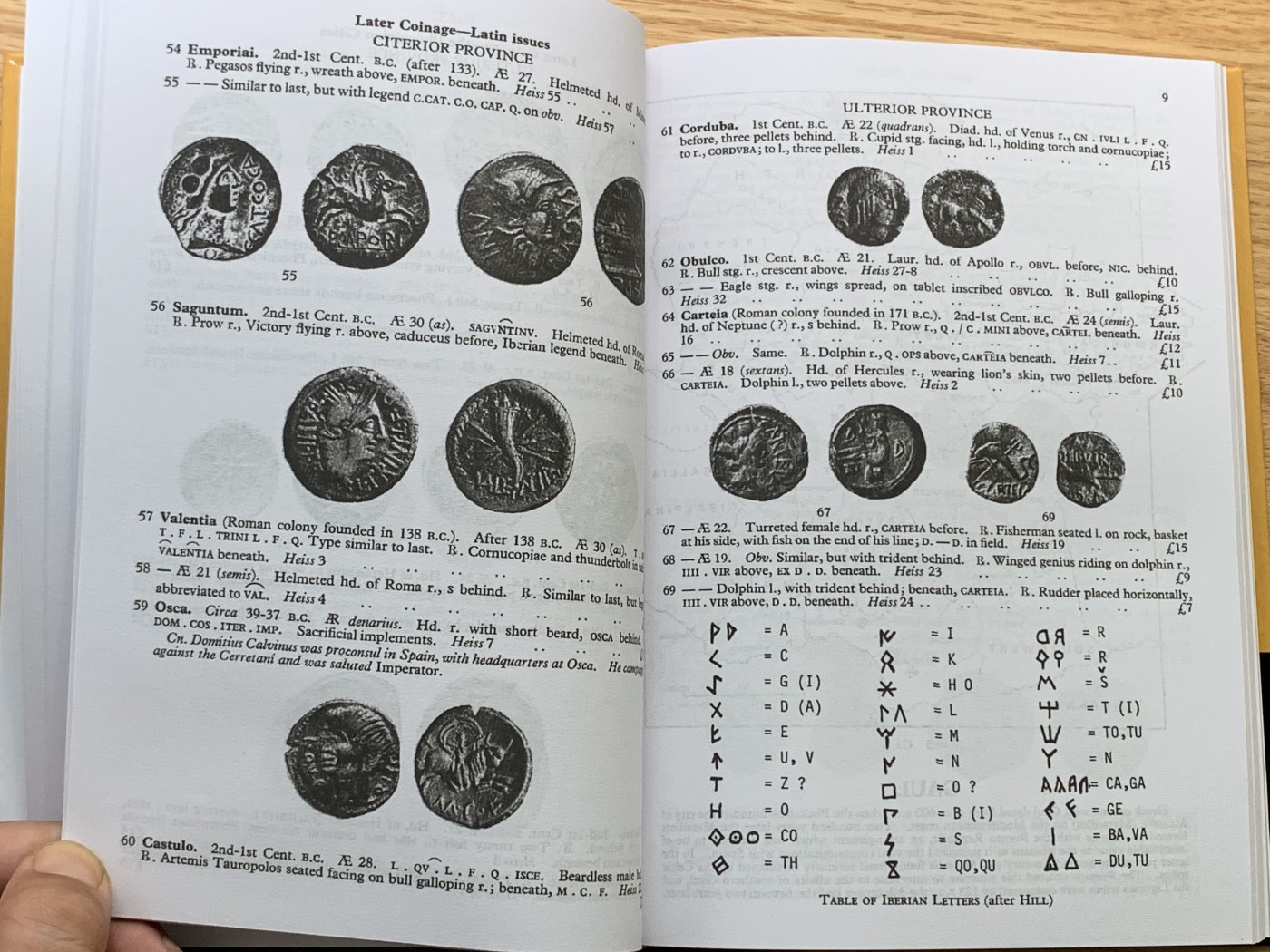欢迎参加《竞宝斋》为国而庆 老张自藏专场 ，定制纪念章相赠 非原版 古希腊钱币目录 315页 0.6公斤 精装 多本随机发