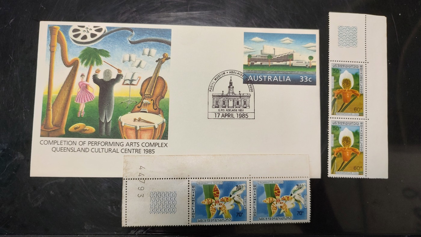 一月邮币社第四期拍卖国际邮票专场 1985年澳大利亚音乐首日封和老挝高值新票