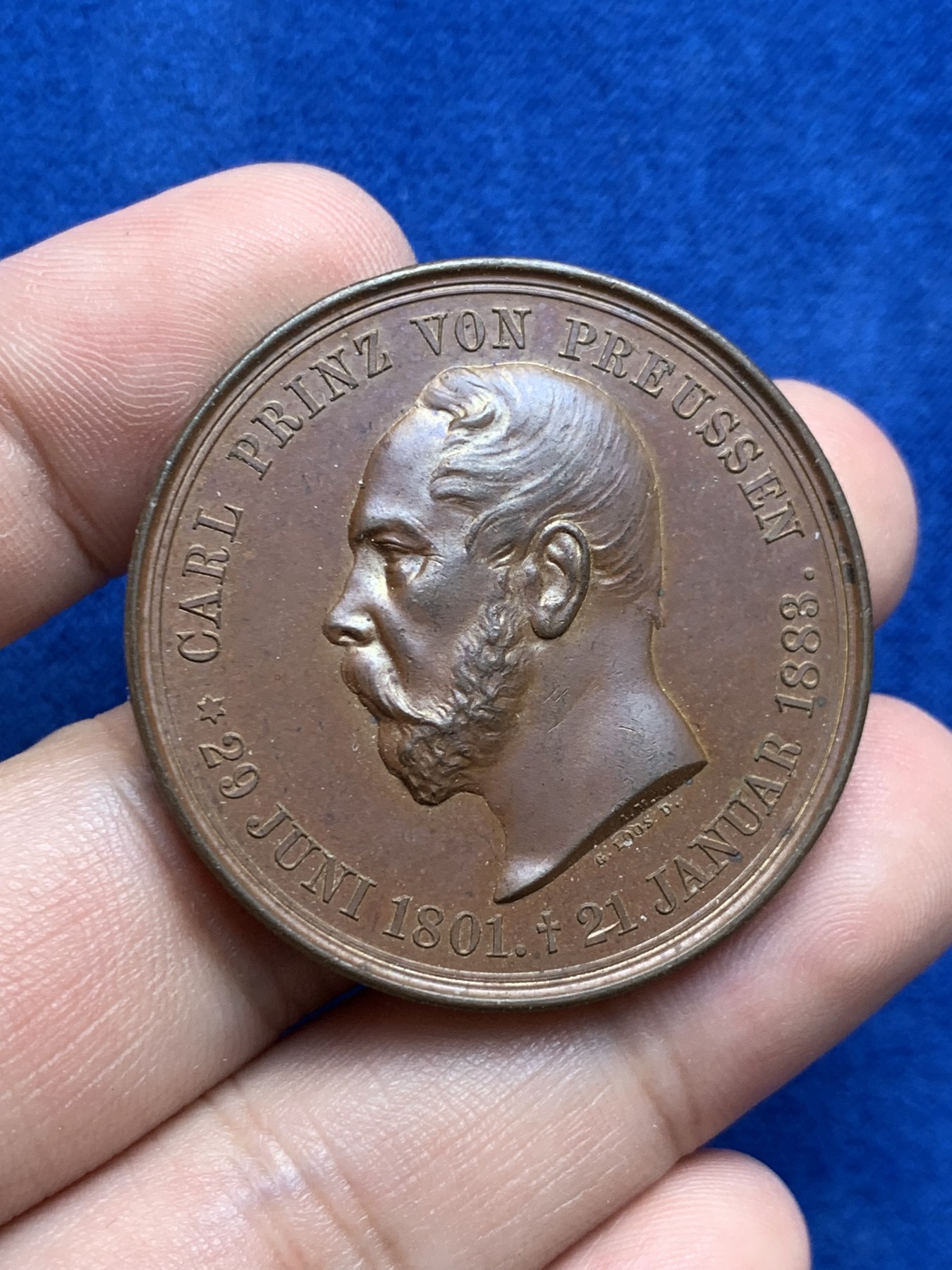 欢迎参加《竞宝斋》为国而庆 老张自藏专场 ，定制纪念章相赠 德国 1883 勃兰登堡-普鲁士 威廉一世 纪念 医院骑士团团长铜章 PL底板26克39.1mm  唯一能查到的记录155美元成交