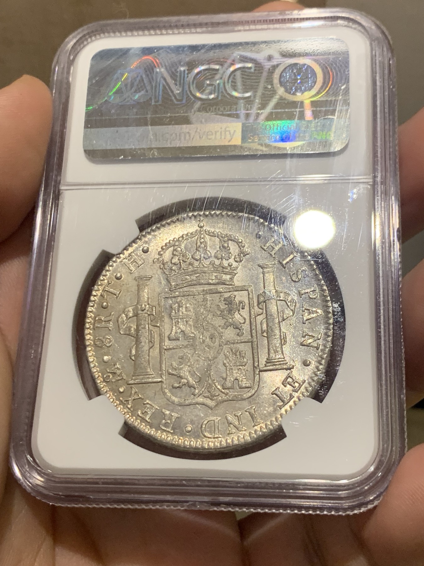 欢迎参加《竞宝斋》为国而庆 老张自藏专场 ，定制纪念章相赠 NGC MS61 墨西哥 1808年 卡四 8R 双柱大银币 双面深打 底光底板都非常好