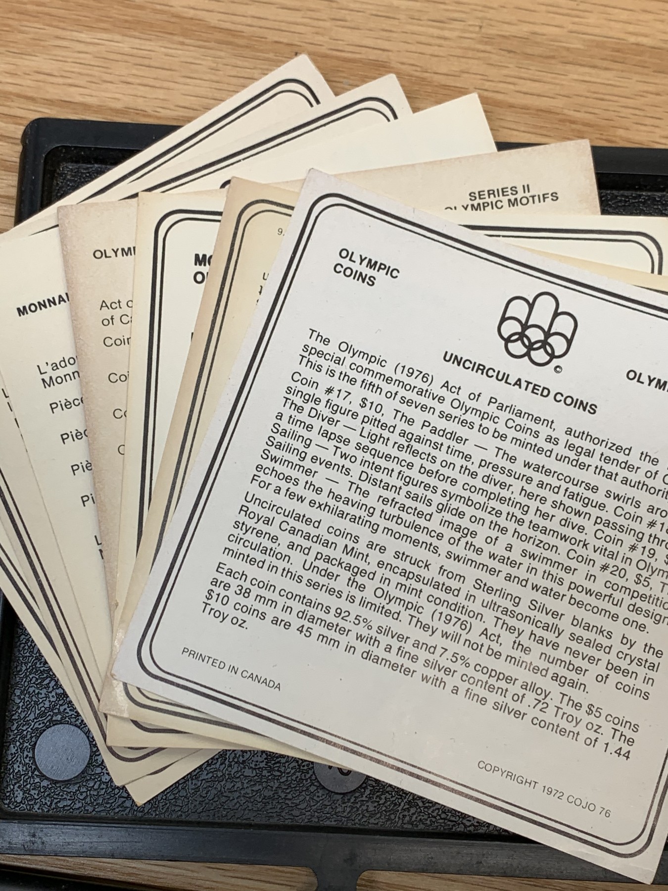 欢迎参加《竞宝斋》为国而庆 老张自藏专场 ，定制纪念章相赠 加拿大 1976年 蒙特利尔奥运会 精制版28枚大全套带原盒证书 24.3克14枚，48.6克14枚1.02公斤 带抽屉木盒 所见唯一