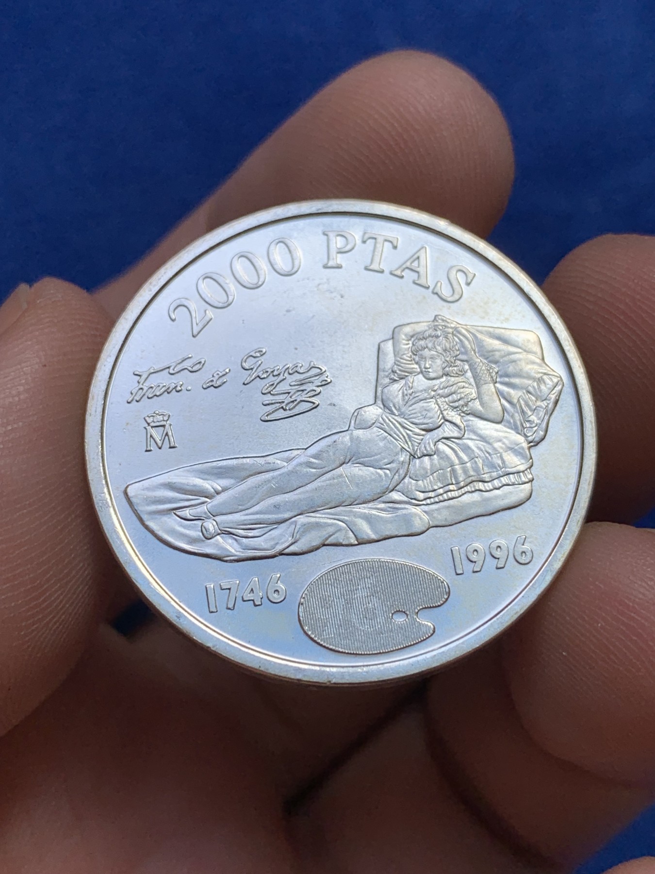 欢迎参加《竞宝斋》为国而庆 老张自藏专场 ，定制纪念章相赠 西班牙1996年画家戈雅 2000比塞塔大银币 18克 925银