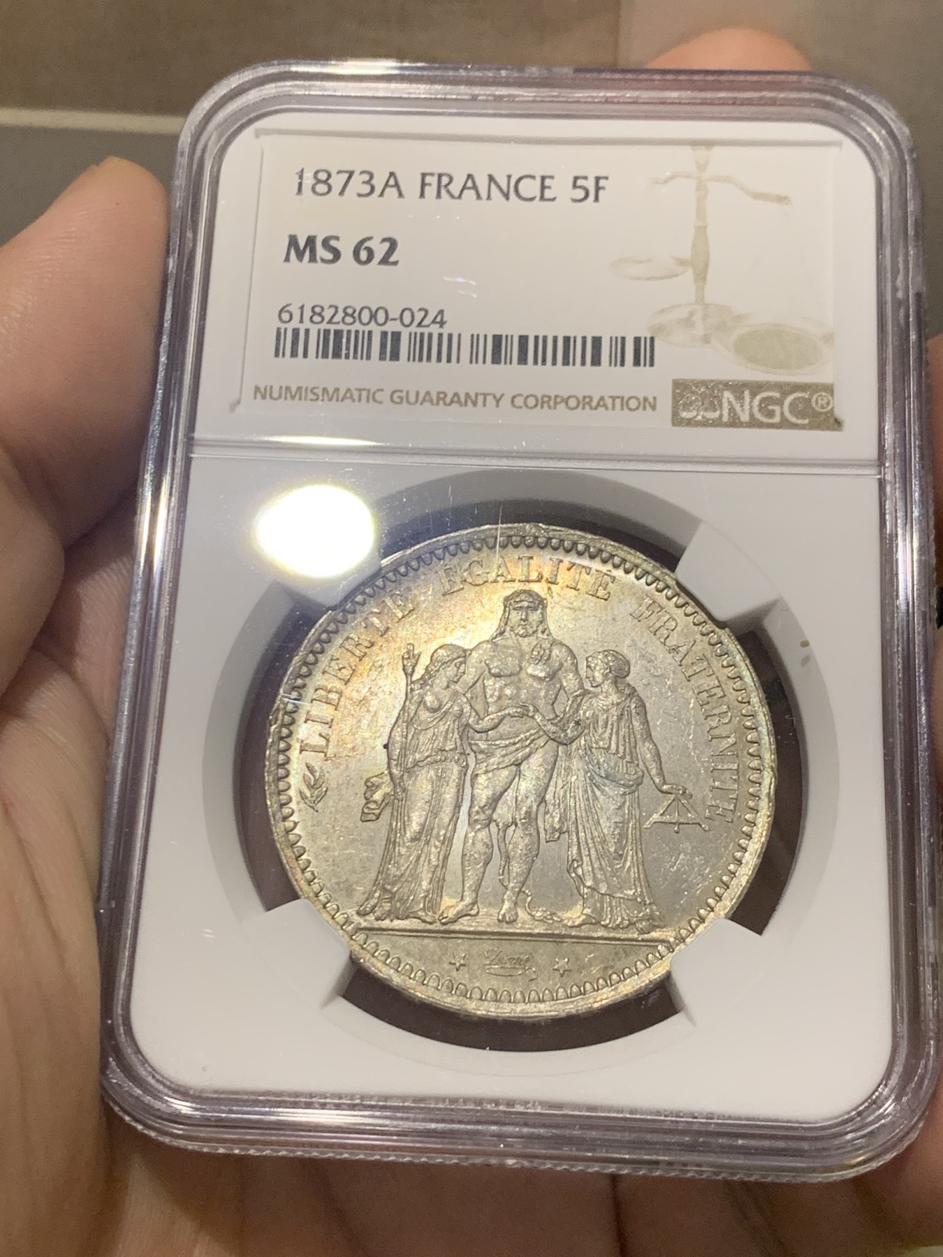 欢迎参加《竞宝斋》为国而庆 老张自藏专场 ，定制纪念章相赠 NGC MS62 法国 1873年 大力神5法郎银币 转光一流 62分中的战斗机