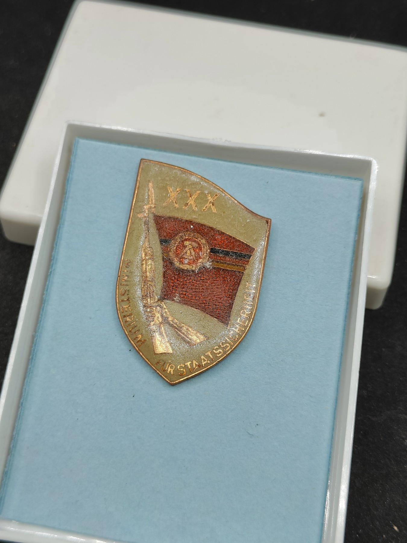 全场0元起拍 第97期 咸鱼国勋章拍卖专场 10月8日（周日）下午6：00开始 东德史塔西国安中校SIEBENHÜHNER·Bruno获得，史塔西30周年纪念章