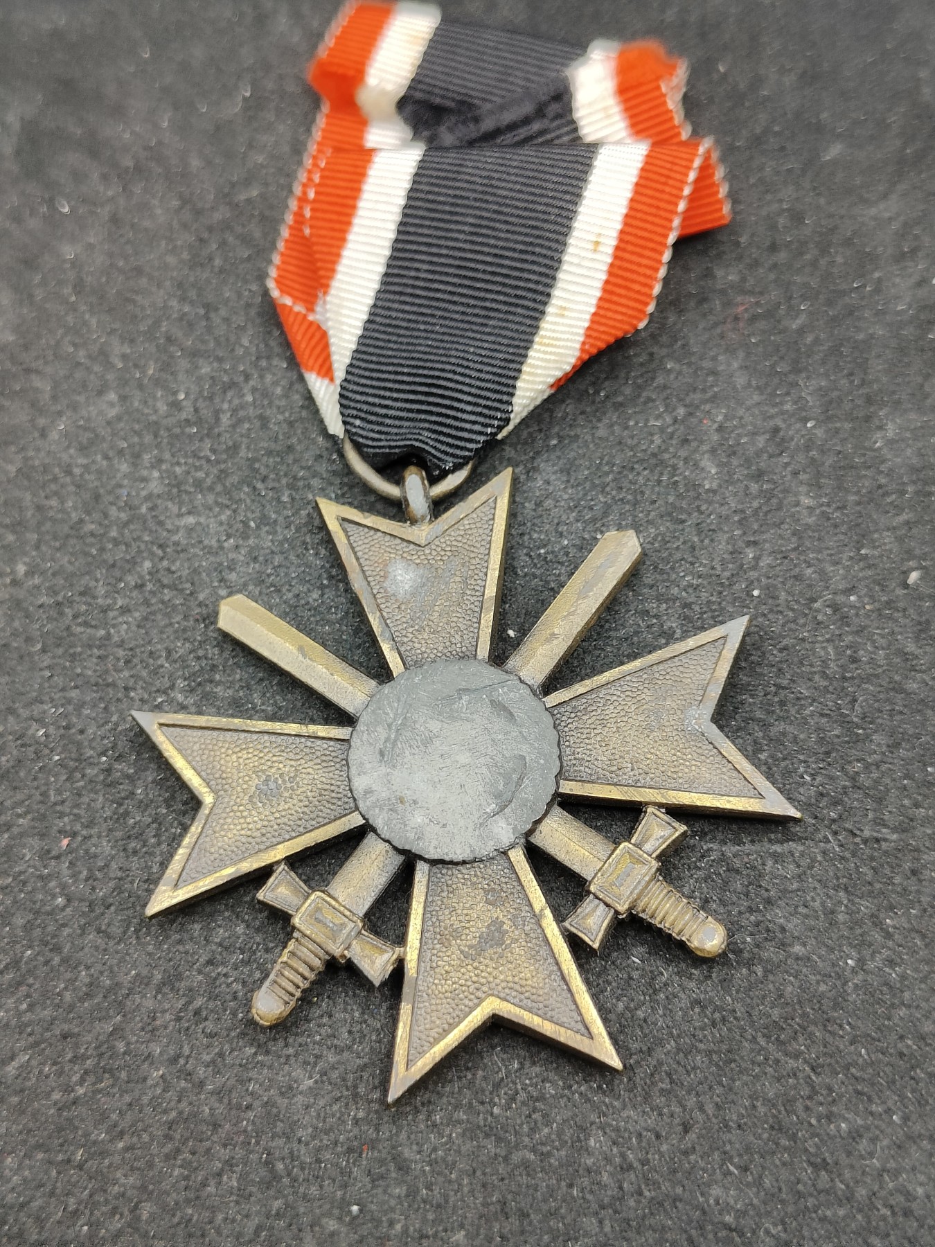 全场0元起拍 第97期 咸鱼国勋章拍卖专场 10月8日（周日）下午6：00开始 57版 德国二级带剑战功十字勋章 德三磨标版