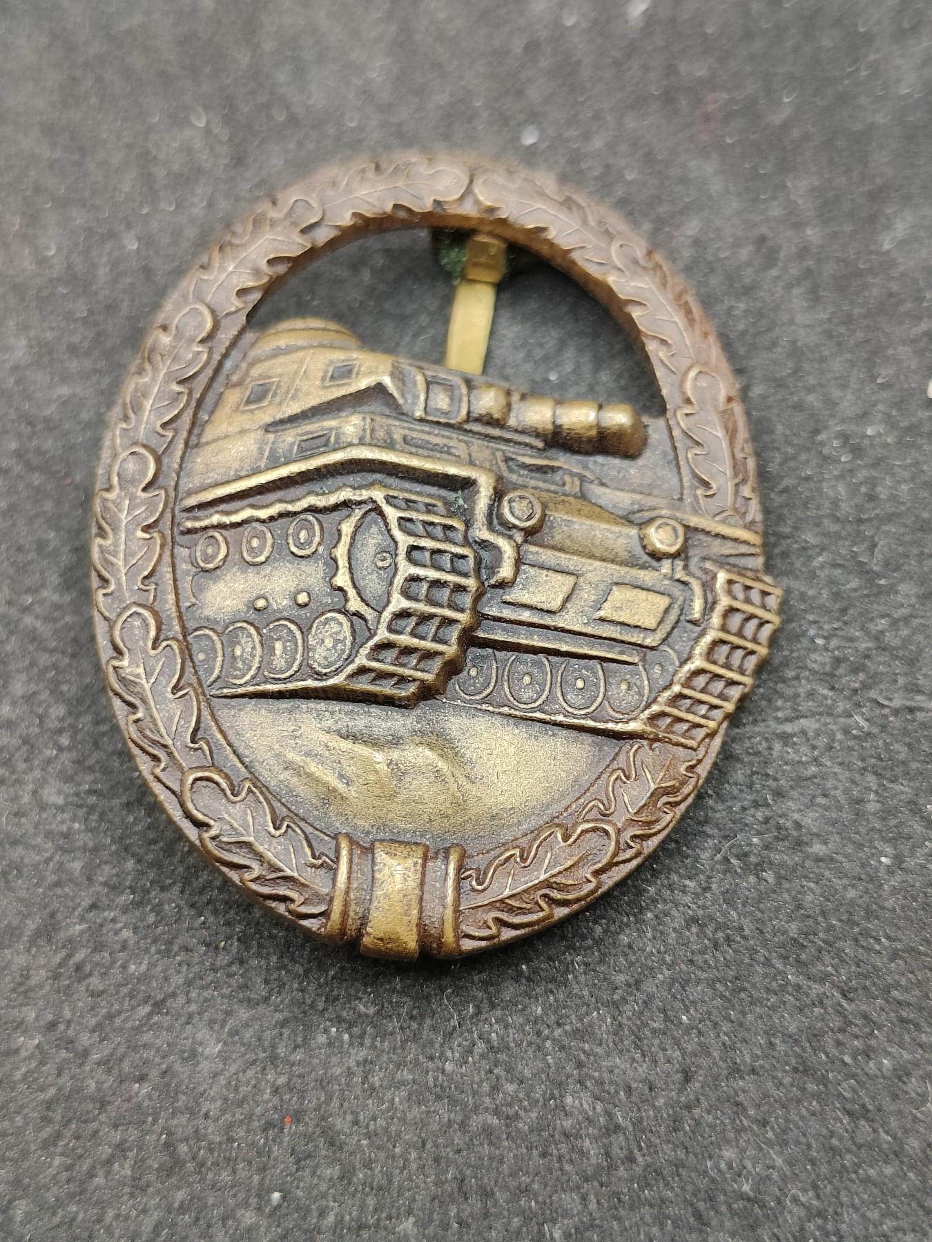 全场0元起拍 第97期 咸鱼国勋章拍卖专场 10月8日（周日）下午6：00开始 德国57版 陆军坦克突击奖章