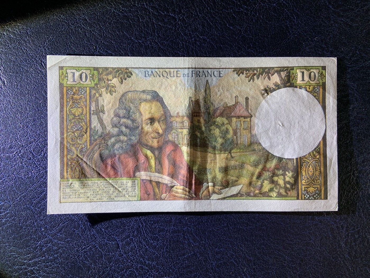 收藏联盟Quantum Auction 第294期拍卖 巴哈马彩背女王珍品 法国1965年10法郎 品相如图 有针孔 思想家伏尔泰