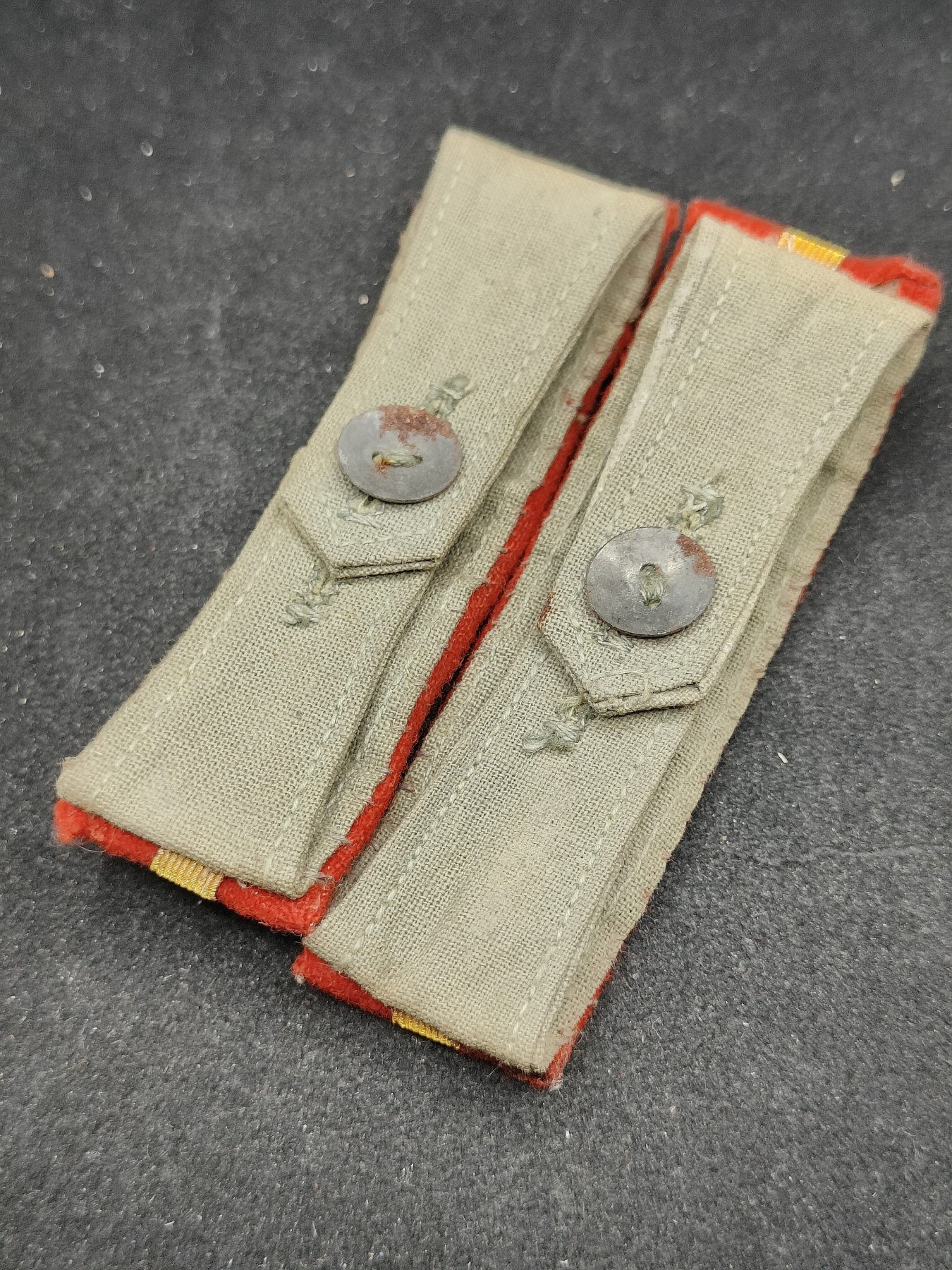 全场0元起拍 第97期 咸鱼国勋章拍卖专场 10月8日（周日）下午6：00开始 原品 招五式下士官肩章