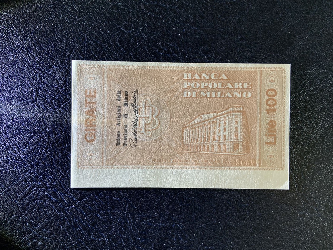 收藏联盟Quantum Auction 第294期拍卖 巴哈马彩背女王珍品 意大利1977年米兰银行100里拉革命临时紧急币 品相全新UNC 少见