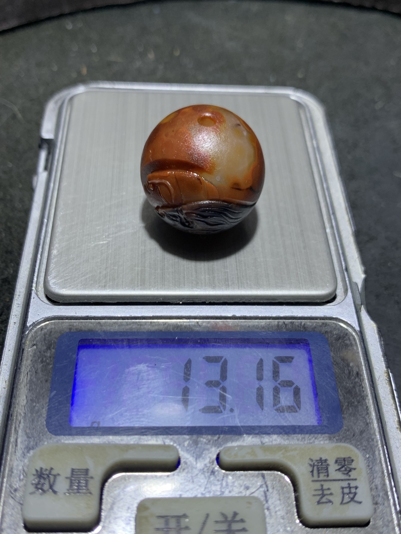 精美亚光战国红玛瑙手工俏色巧雕一念之间珠一个，