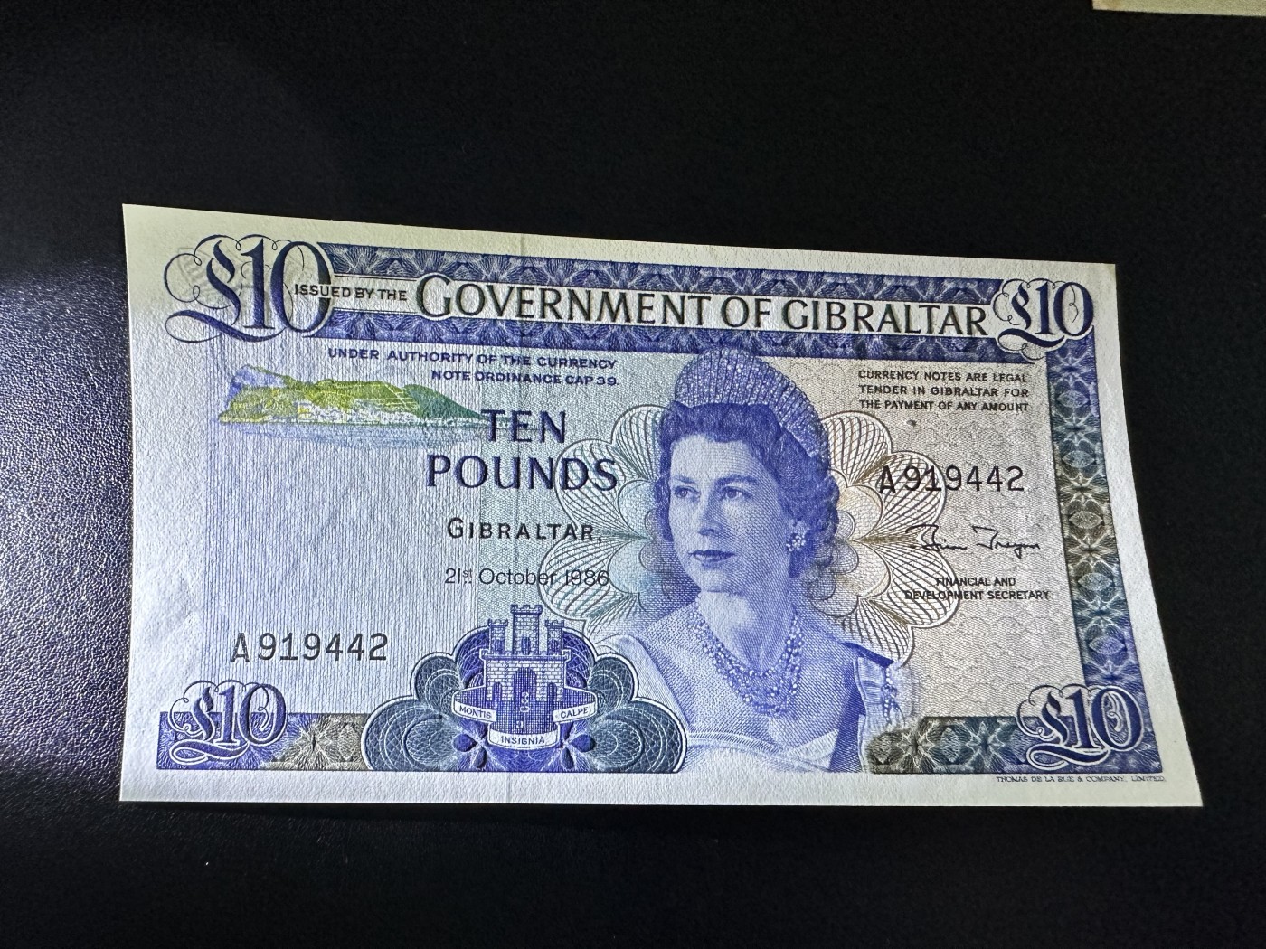 《外钞收藏家》第三百零三期（连拍第二场） 1986年直布罗陀10镑 全新UNC A冠