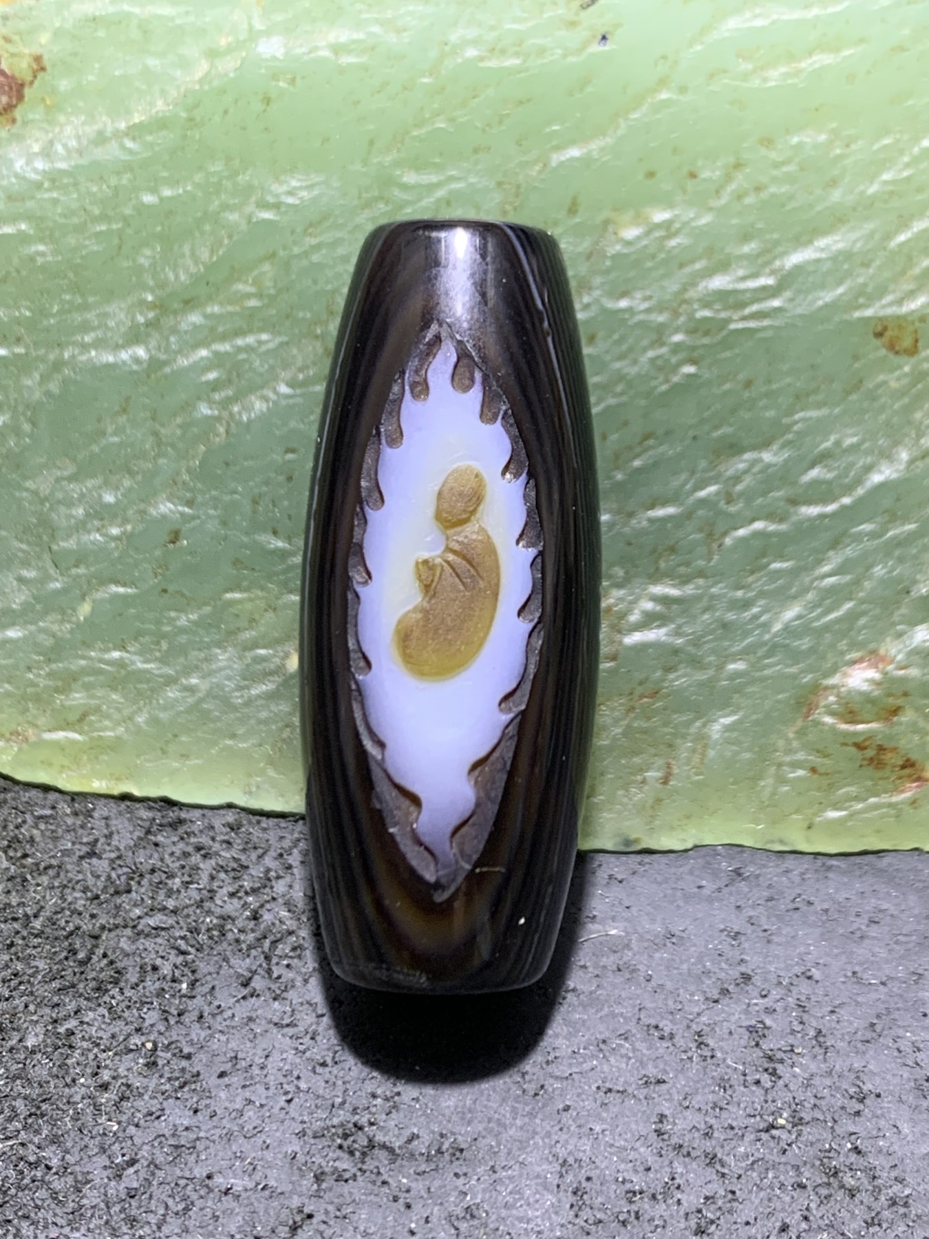 药师玛瑙手工雕刻一心向佛随形桶珠一颗