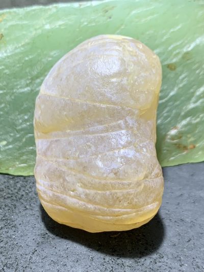 放福利！精美天然千层纹奶油皮阿拉善玛瑙原石一颗， - 放福利！精美天然千层纹奶油皮阿拉善玛瑙原石一颗，