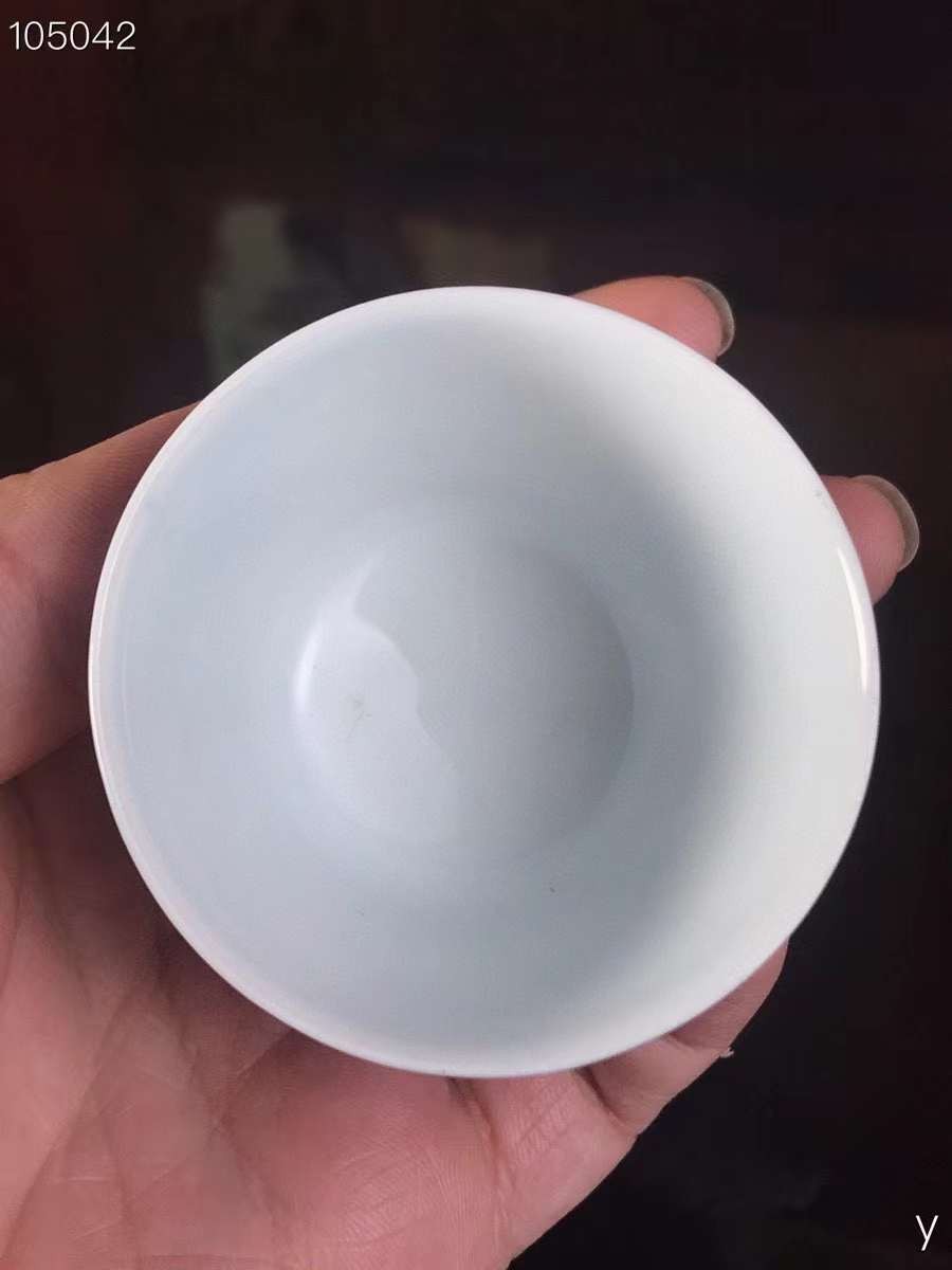 康熙青花小碗，造型端庄周正，敦厚古朴，品相完整，成色如图
