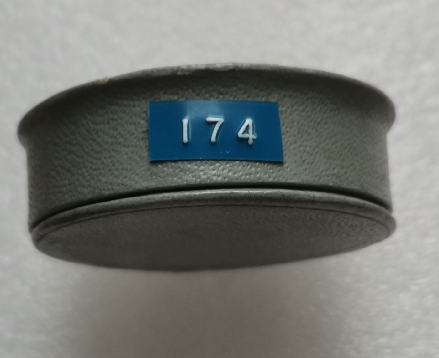 瓶子🏺第112期拍卖会  法国路易十五JETON银质代币  174号原盒（174/300共计300枚的发行量）32毫米15.11克