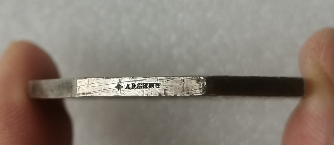 瓶子🏺第112期拍卖会  法国法兰西储蓄银行大八角代币 好品好状态 早期蜜蜂铭银标 36.5毫米 24.7克