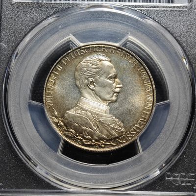 1913年 德国普鲁士威廉二世军装2马克 精制 银币 PCGS PR67CAM 冠军分！顶级品相 彩色包浆中不失精制底板独有的平滑细润光泽