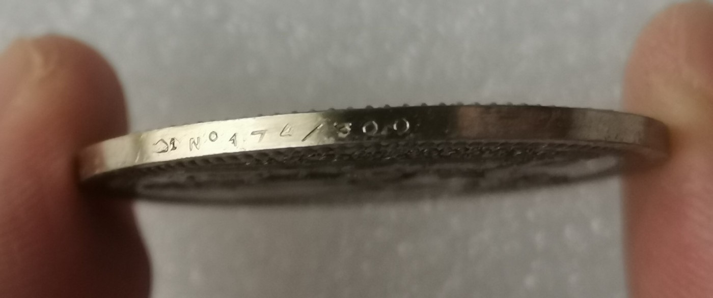 瓶子🏺第112期拍卖会  法国路易十五JETON银质代币  174号原盒（174/300共计300枚的发行量）32毫米15.11克