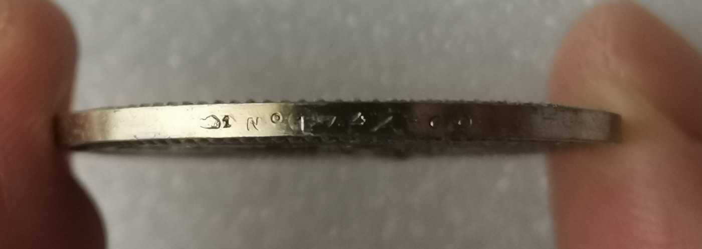 瓶子🏺第112期拍卖会  法国路易十五JETON银质代币  174号原盒（174/300共计300枚的发行量）32毫米15.11克