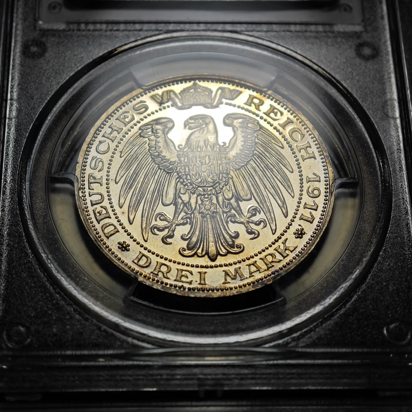 1911年 德国普鲁士3马克 精制 银币 PCGS PR67CAM 唯一记录冠军分！顶级品相 淡金包浆中包裹镜面底板的超强反光