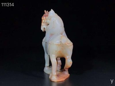 精品和田玉玉马摆件，雕工精湛，包浆老道，沁色完美，玉质温润细腻，收藏佳品！ 精品和田玉玉马摆件，雕工精湛，包浆老道，沁色完美，玉质温润细腻，收藏佳品！