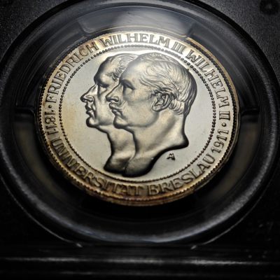 1911年 德国普鲁士3马克 精制 银币 PCGS PR67CAM 唯一记录冠军分！顶级品相 淡金包浆中包裹镜面底板的超强反光
