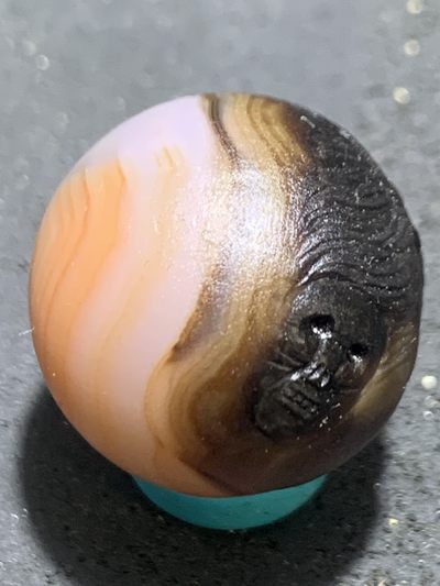 精美亚光高玉化巴西玛瑙手工俏色巧雕钟馗2.0圆珠一个 精美亚光高玉化巴西玛瑙手工俏色巧雕钟馗2.0圆珠一个