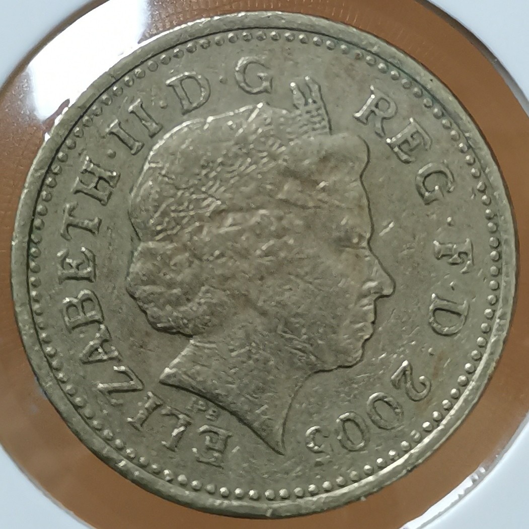 英国 2005年 1镑纪念币 品相如图 邮费自理