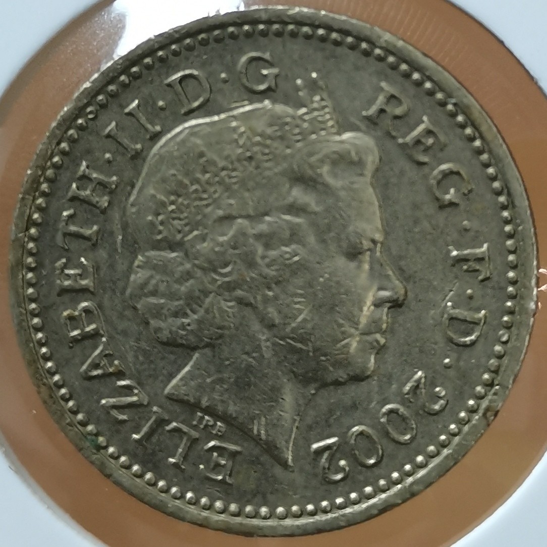 英国 2002年 1镑纪念币 品相如图 邮费自理