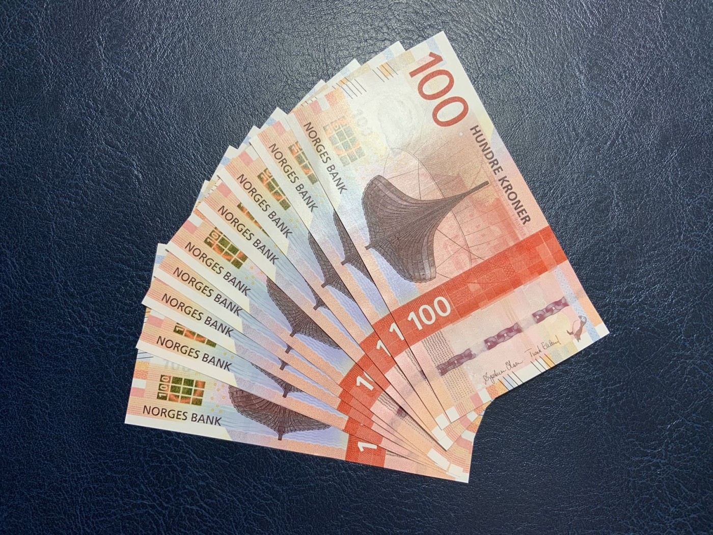 收藏联盟Quantum Auction 第295期拍卖  挪威2016年100克朗十张 品相全新UNC 
