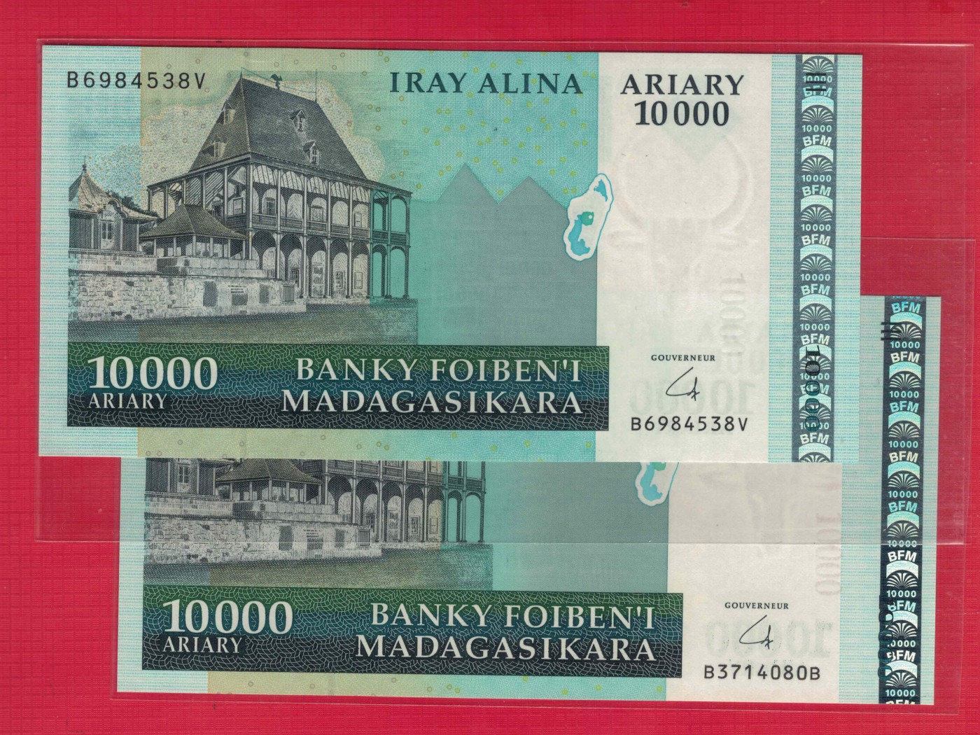 马达加斯加2008(2009)年10000阿里阿鲁 签名如图 P-97 非洲纸币 实物图 UNC