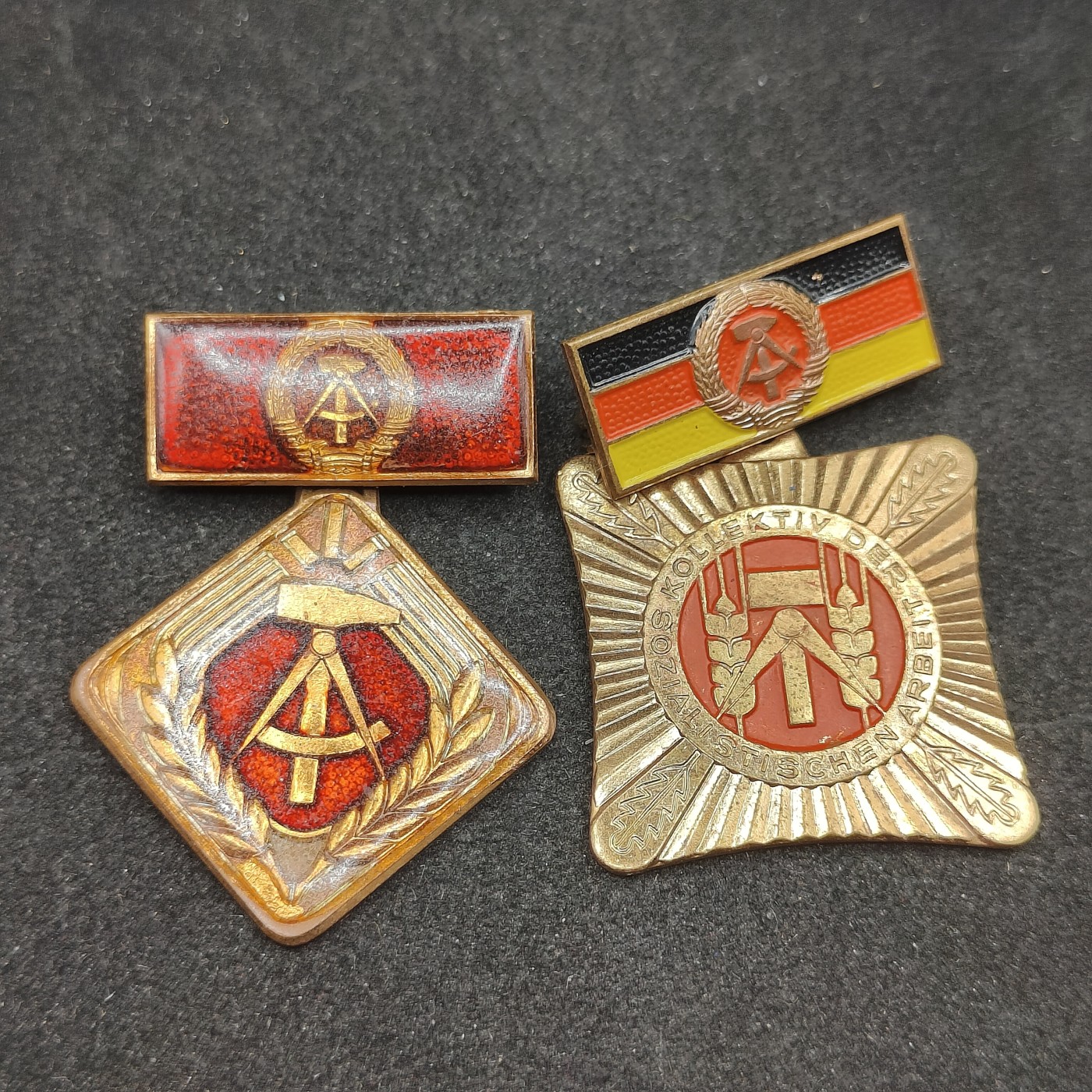 全场0元起拍 第98期 咸鱼国勋章拍卖专场 10月11日（周三）下午6：00开始 东德劳动奖章一组