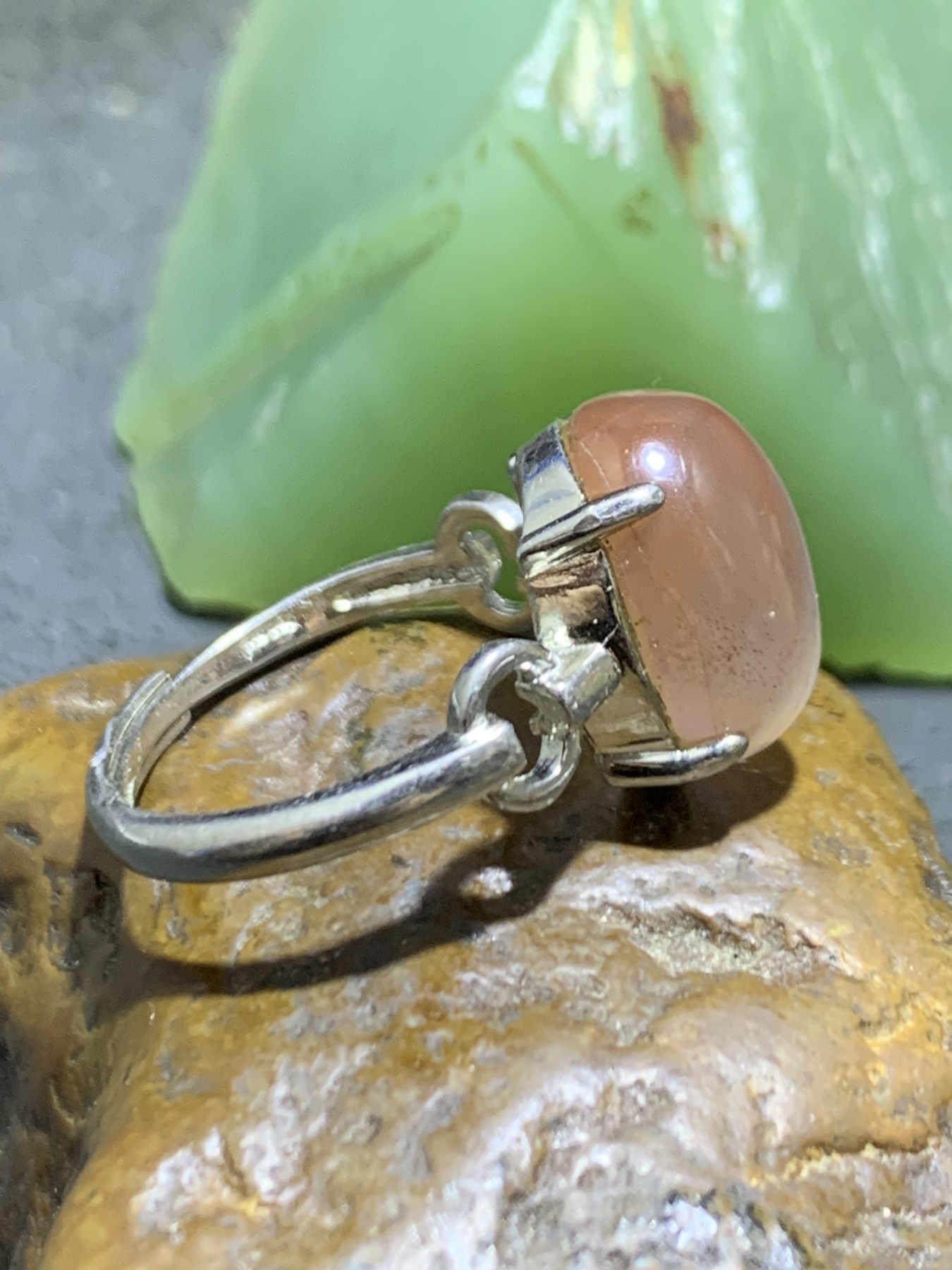 精美南红玛瑙荔枝冻漂红活口戒指一枚！