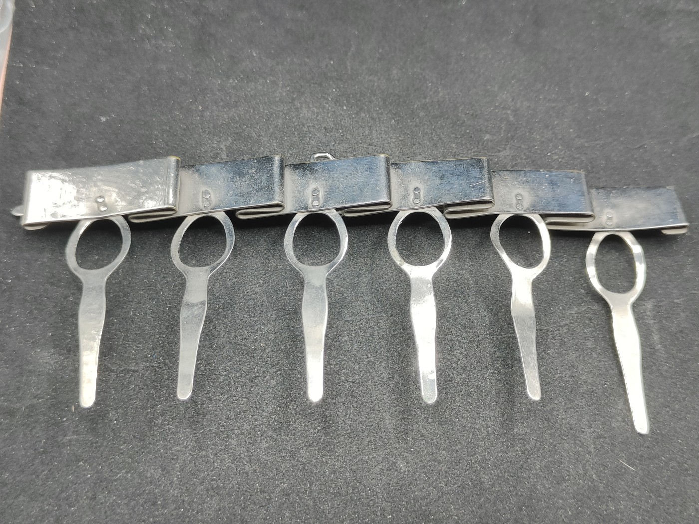 全场0元起拍 第98期 咸鱼国勋章拍卖专场 10月11日（周三）下午6：00开始 日本战时 战前 钢制六连挂