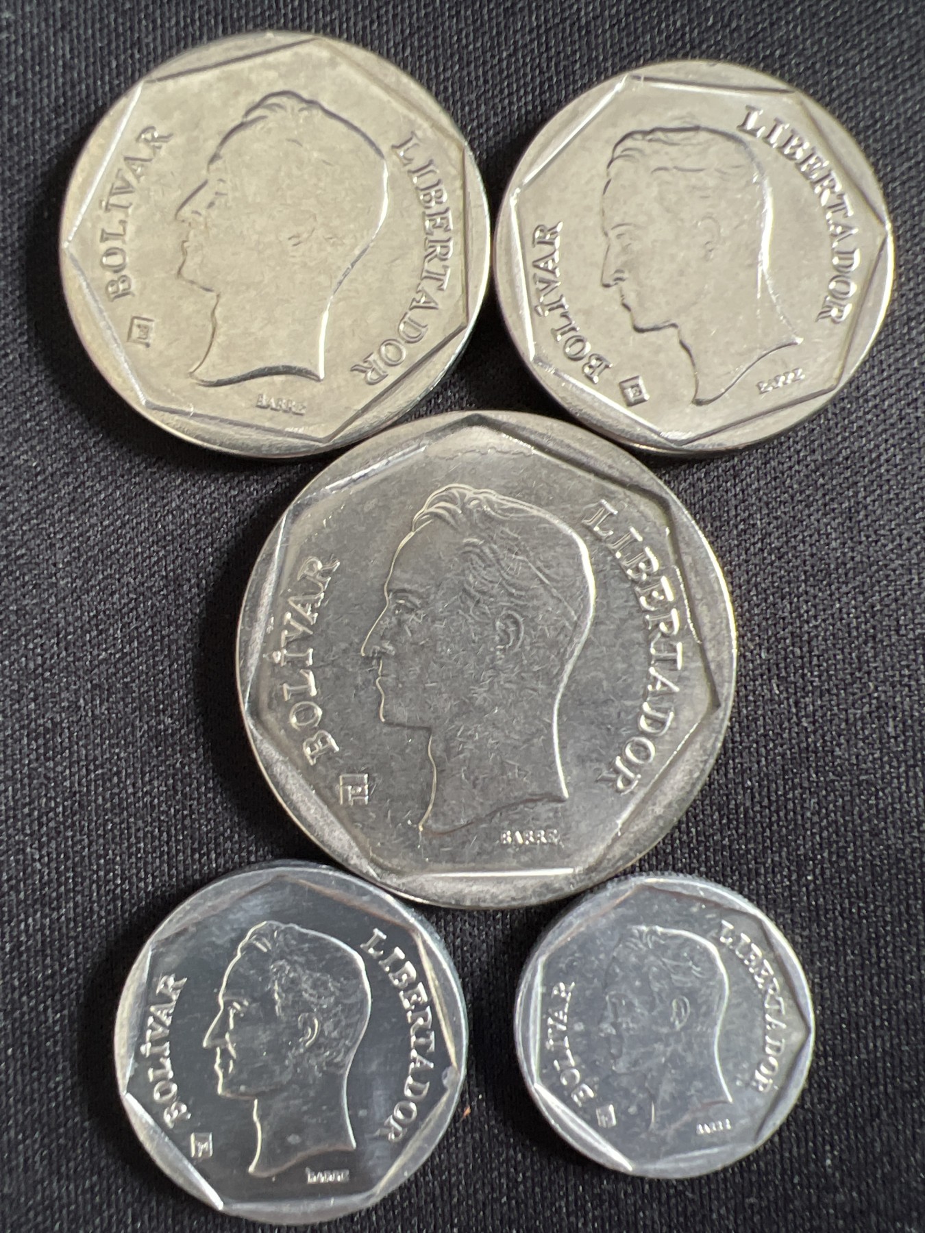 第429期 硬币专场 （无押金，捡漏，全场20包邮，偏远地区除外，接收代拍业务） 委内瑞拉一套5枚