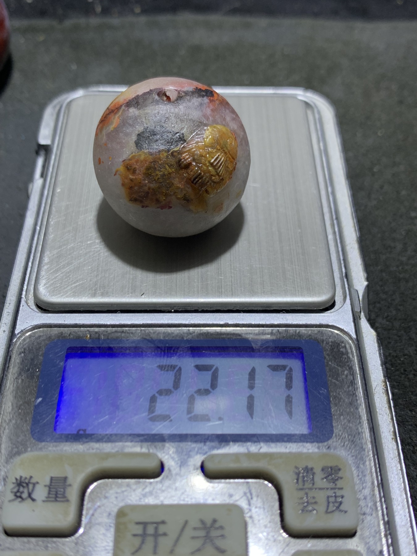精美冰飘亚光糖心料战国红玛瑙手工俏色巧雕富贵有余珠一个