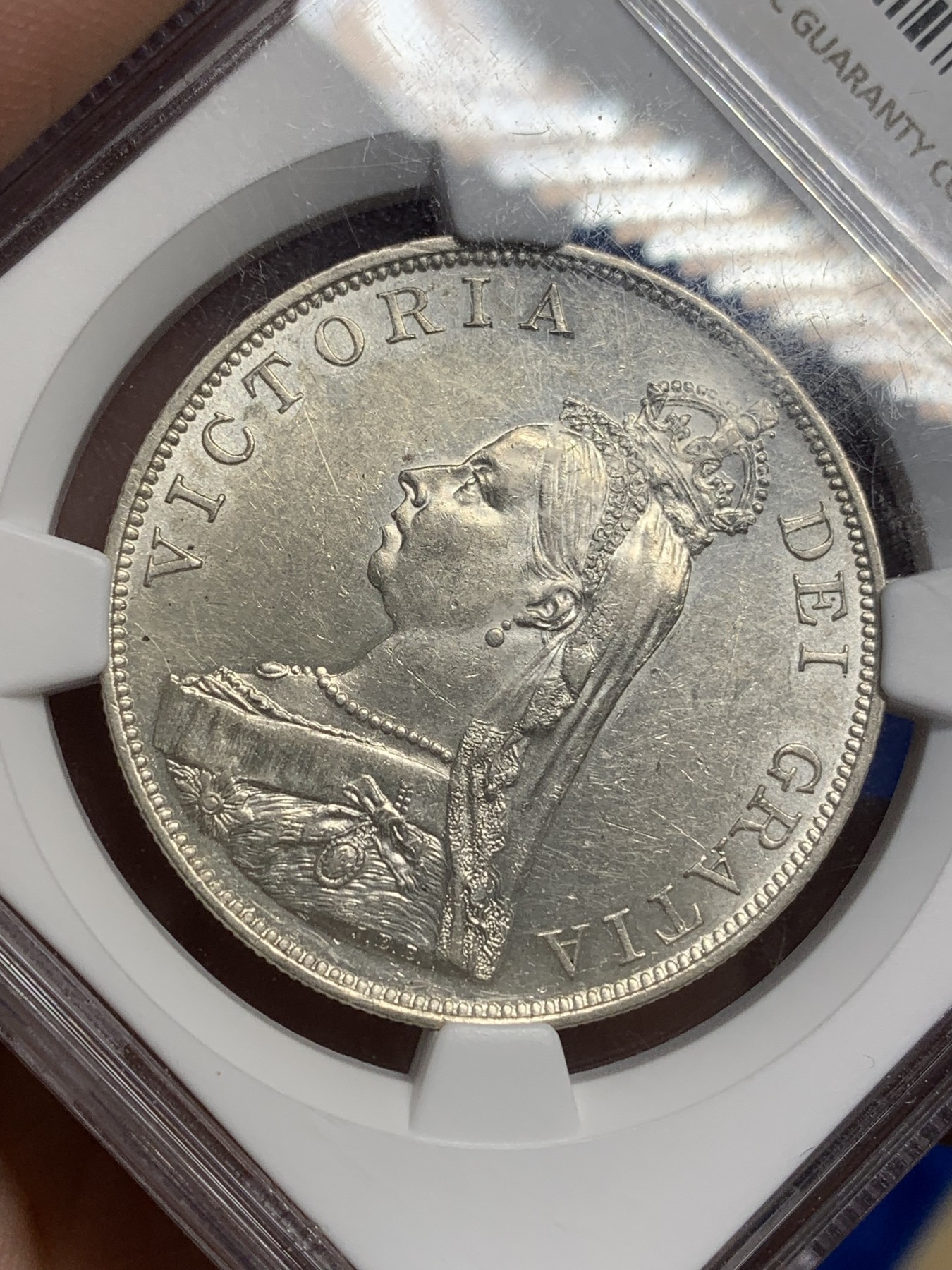 《竞宝斋》第205场-周日，周一 2场 (全场包邮) NGC-AU58 英国1888年 维多利亚 双佛罗林4先令 银币 稀少年份