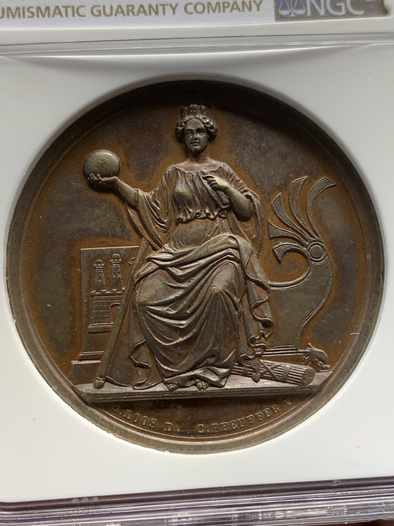 《竞宝斋》第205场-周日，周一 2场 (全场包邮) NGC MS62 德国 1840 约翰尼姆学院 建筑大铜章 加厚盒装 高浮雕