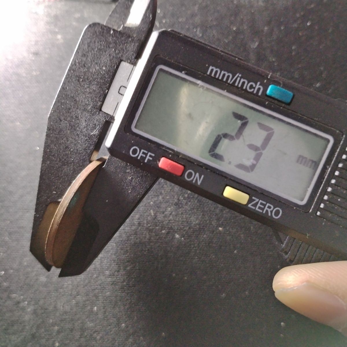 钱币49场 巴布亚新几内亚25周年纪念章4905