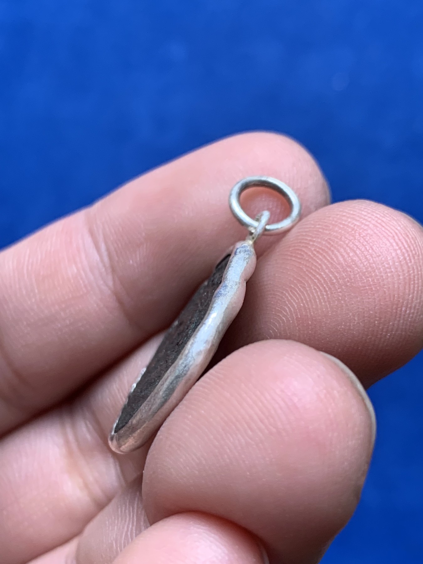 《竞宝斋》第205场-周日，周一 2场 (全场包邮) 古罗马铜币，银圈吊坠 随形银圈比较好看