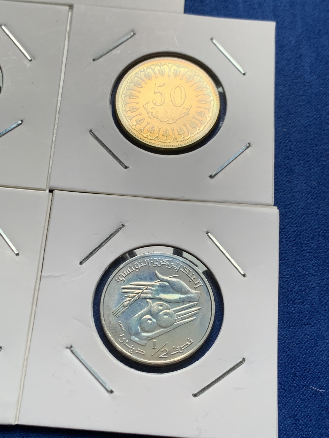 《竞宝斋》第205场-周日，周一 2场 (全场包邮) 突尼斯2013年清年份套币，10米利姆-2第纳尔8枚大全，unc-bu好品，全套币有不同程度与样式的彩色包浆，低面值全网难寻！