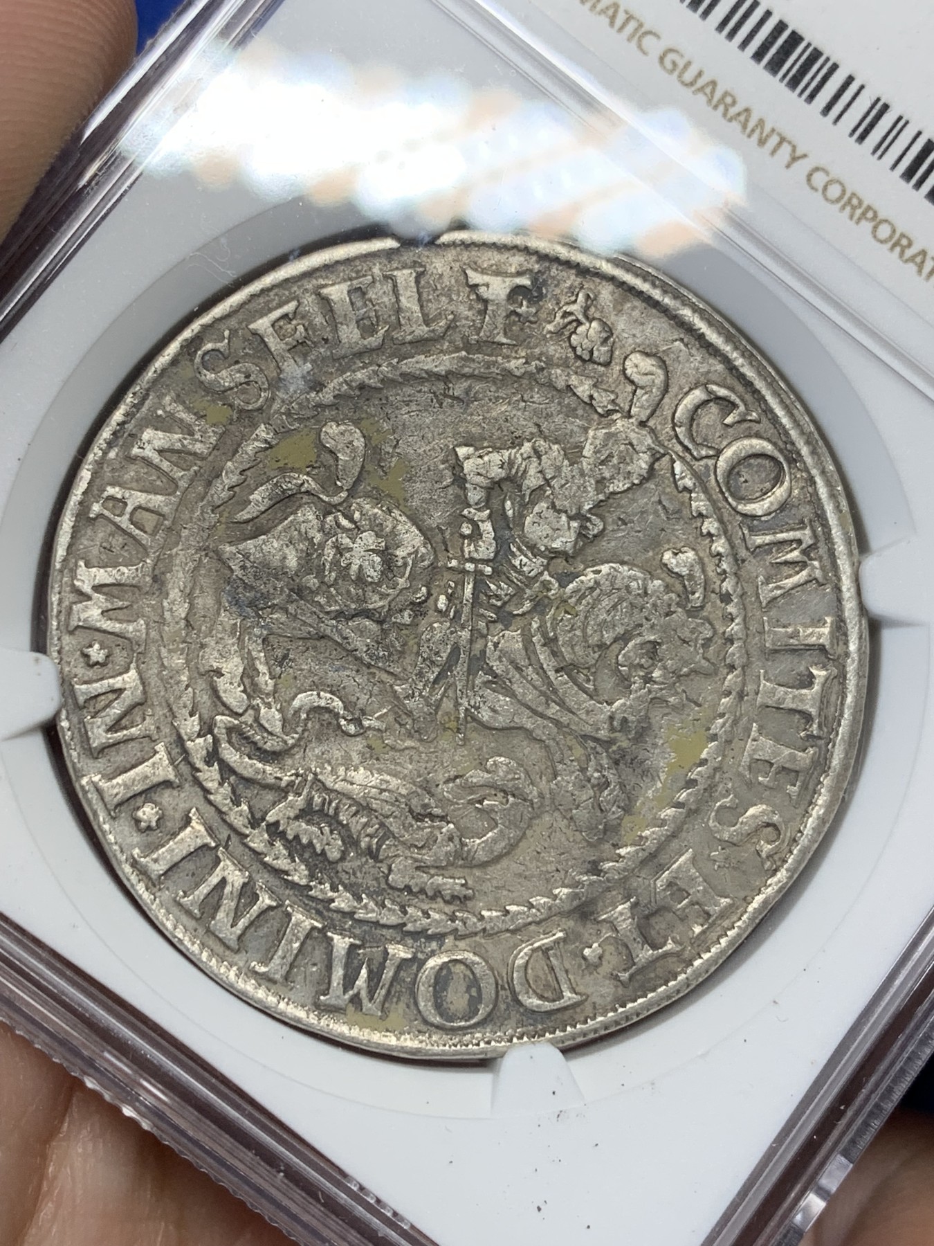 《竞宝斋》第205场-周日，周一 2场 (全场包邮) 唯一冠军分 NGC XF45  德意志 1561-1564年 曼斯菲尔德屠龙1泰勒，屠龙泰勒系列的鼻祖，近500年的手工打制币