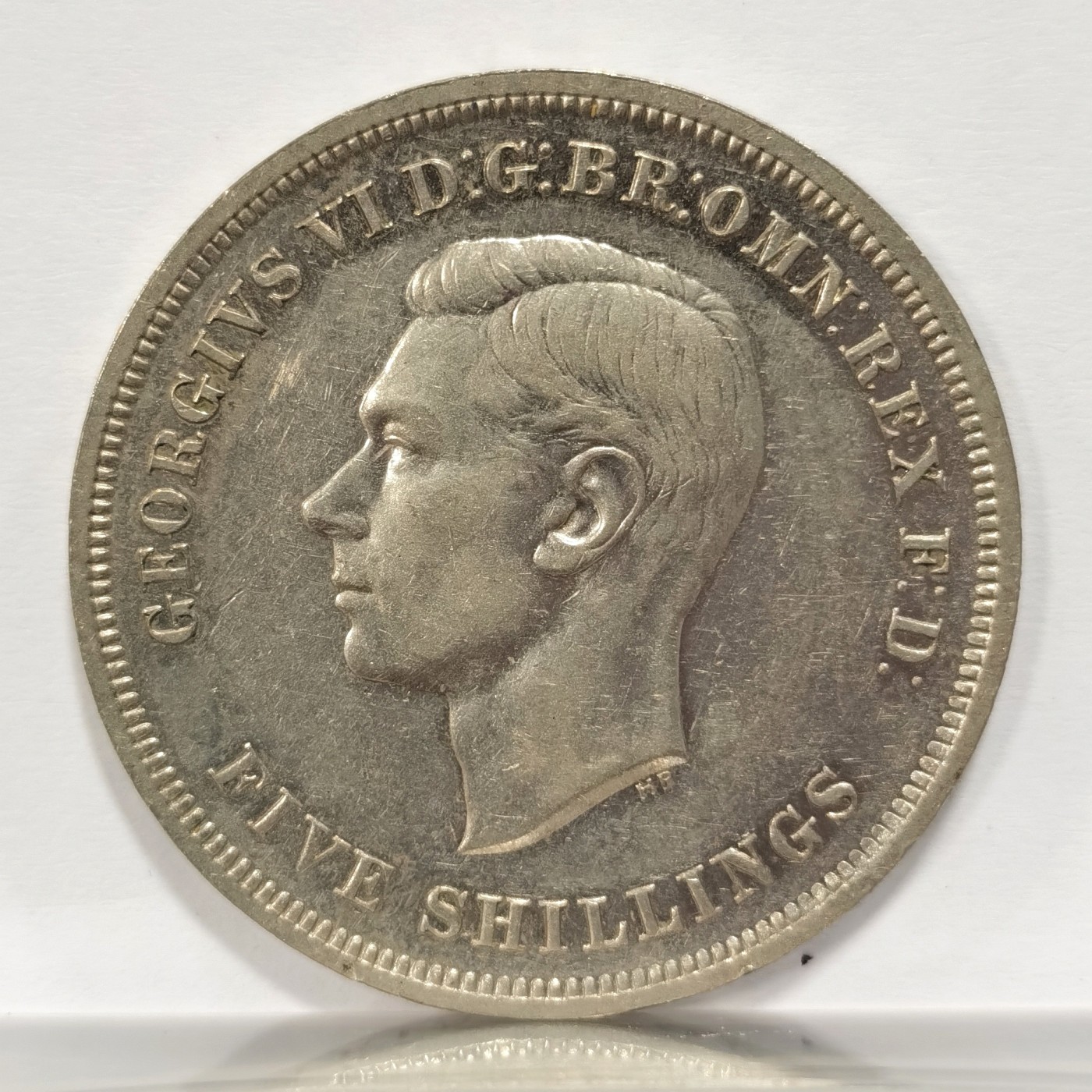 博洋堂世界钱币拍卖第047期（全场包邮） 英国1951年乔治六世马剑克朗镍币，最后的马剑克朗，带红色原盒，底板镜面感强烈