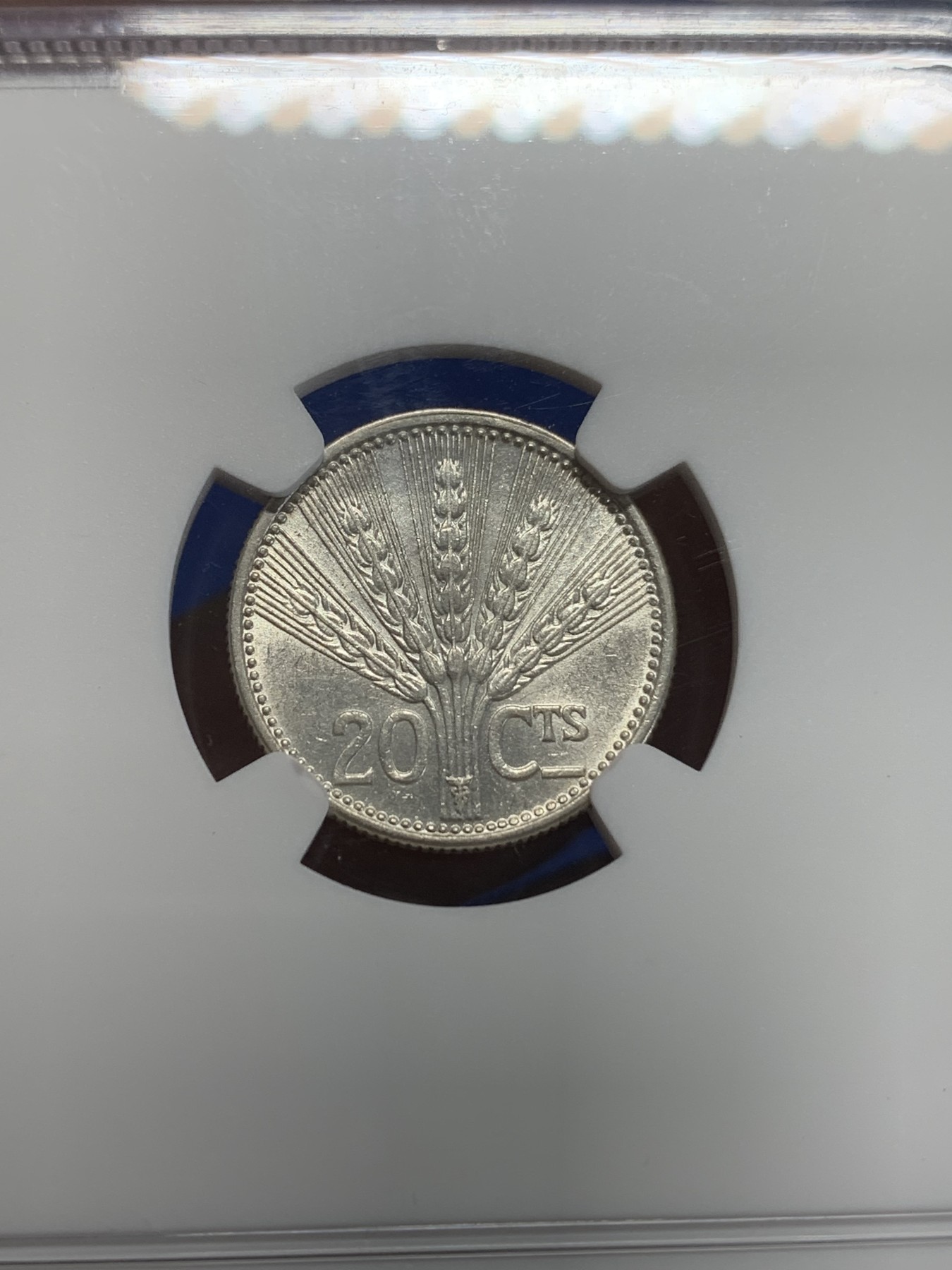 《竞宝斋》第205场-周日，周一 2场 (全场包邮) NGC MS62 乌拉圭1954年20分银币