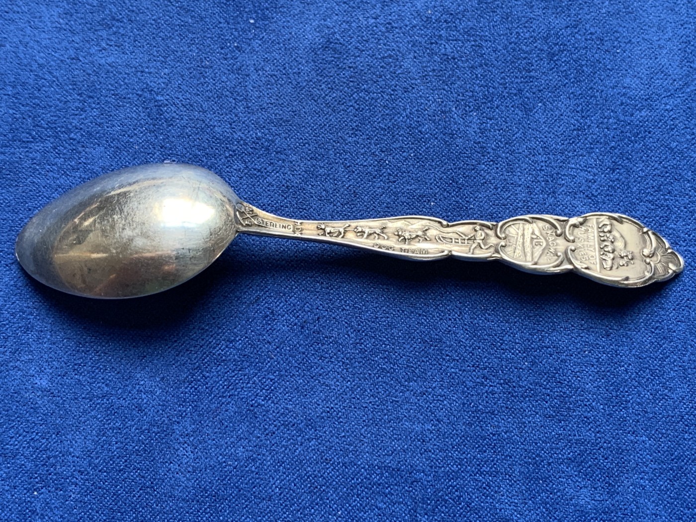 《竞宝斋》第205场-周日，周一 2场 (全场包邮) 阿拉斯加博览会 925银勺 10.3克 10cm 工艺精细 细节满满