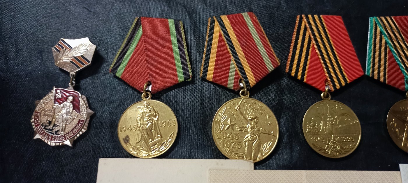 天字一号精品书章拍卖！ 苏联卫国战争系列7枚，带证好品