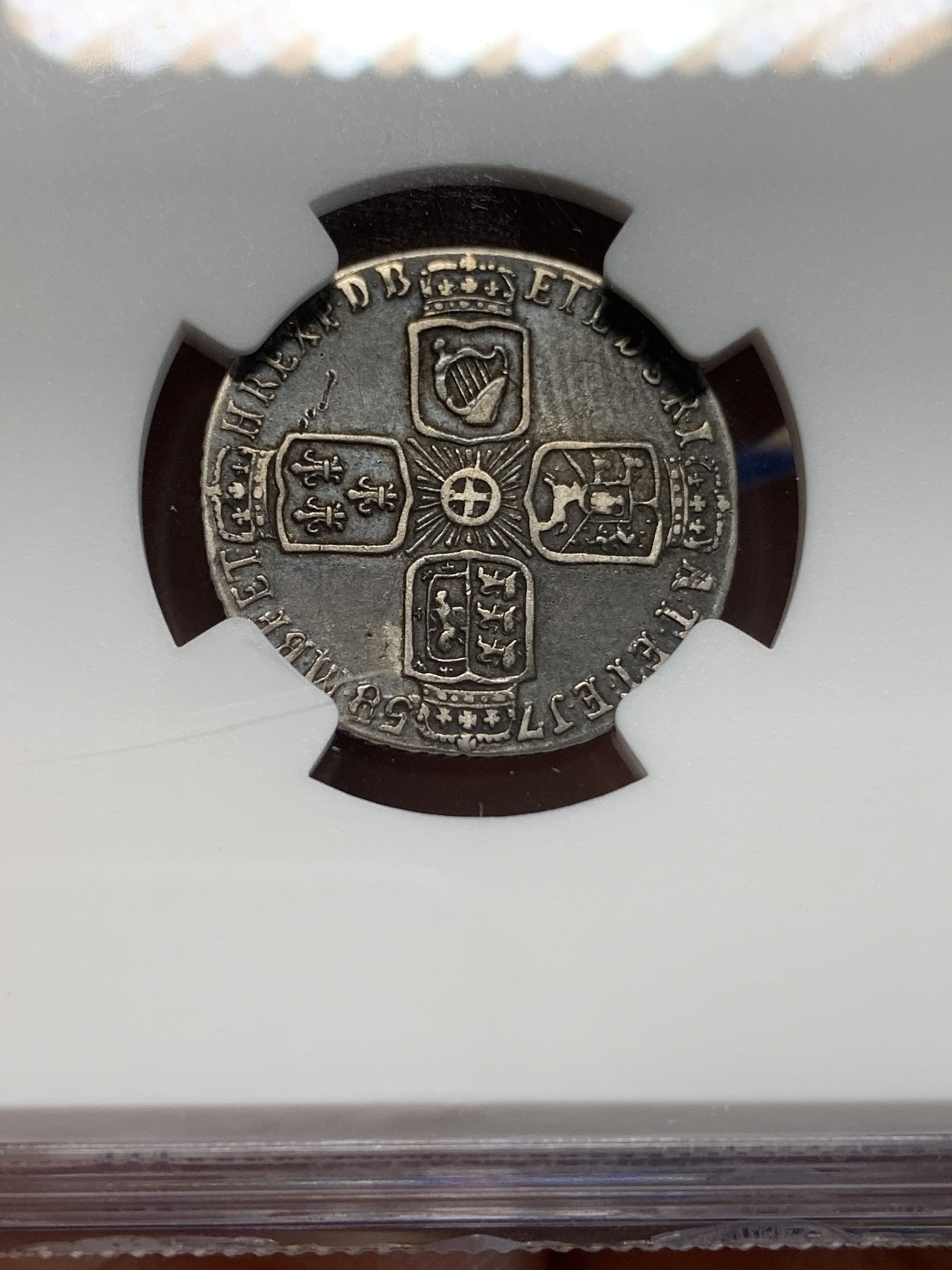 《竞宝斋》第205场-周日，周一 2场 (全场包邮) NGC VFD 英国1758年乔治二世水泡眼6便士银币