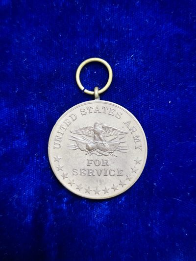 世界精品徽章拍卖-节后首场 1900年庚子国难后授予美国陆军人员的中国战役章，台阶边缘，焊接环，官方补发老兵版，无上挂及边铭，品相如图